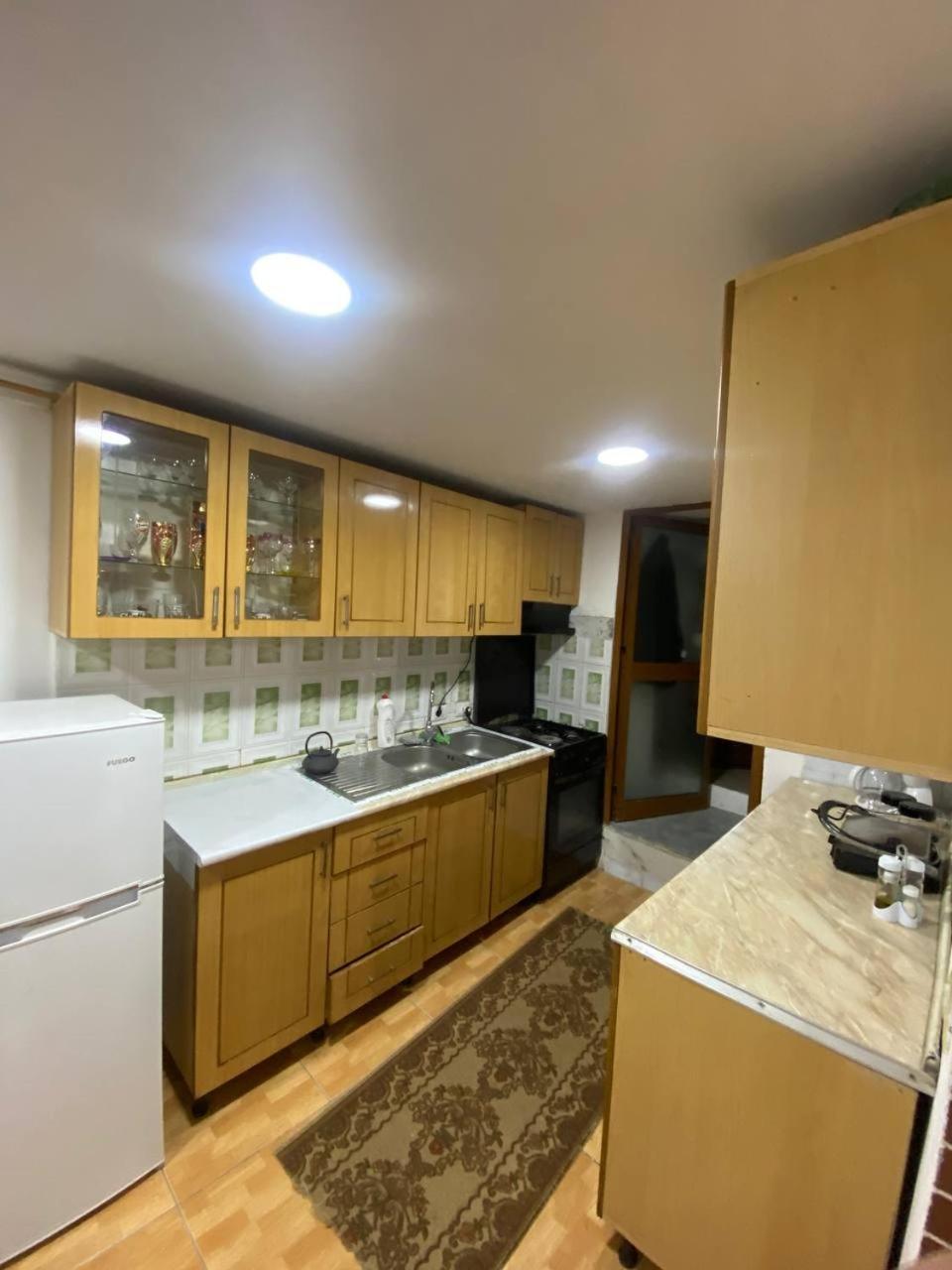 Kulla E Vjeter Hotel Koman Екстериор снимка